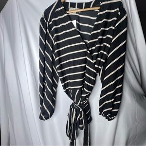 Ann Taylor LOFT Plus wrap and tie V neck Blouse Black Striped Size 22 NWT